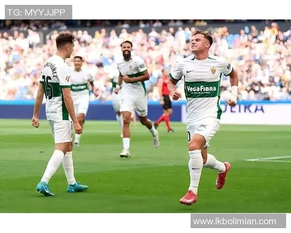 西甲精彩对决拜仁以4-0战胜多特蒙德点球大战点燃全场激情