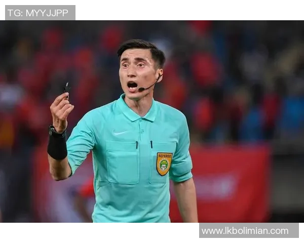 中超精彩对决那不勒斯大胜利物浦引发争议判罚热议