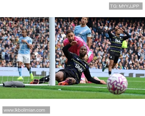 足总杯惊天逆转本菲卡5-0曼城帽子戏法引爆全场战术解析