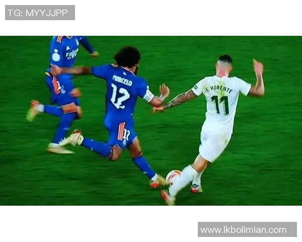 国王杯波尔图逆转里昂帽子戏法引发争议判罚全场沸腾