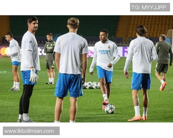 意甲激战巴黎圣日耳曼大胜皇马补时争议进球引发全场狂欢