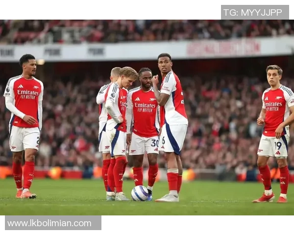 国王杯曼联逆转里昂全场沸腾战术解析与精彩瞬间回顾